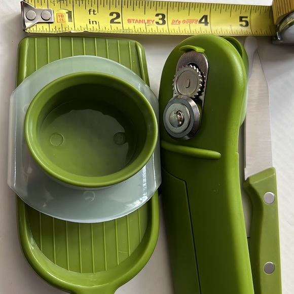 3 piece set kitchen tools: mandolin slicer, can opener and paring knife New - Picture 11 of 16